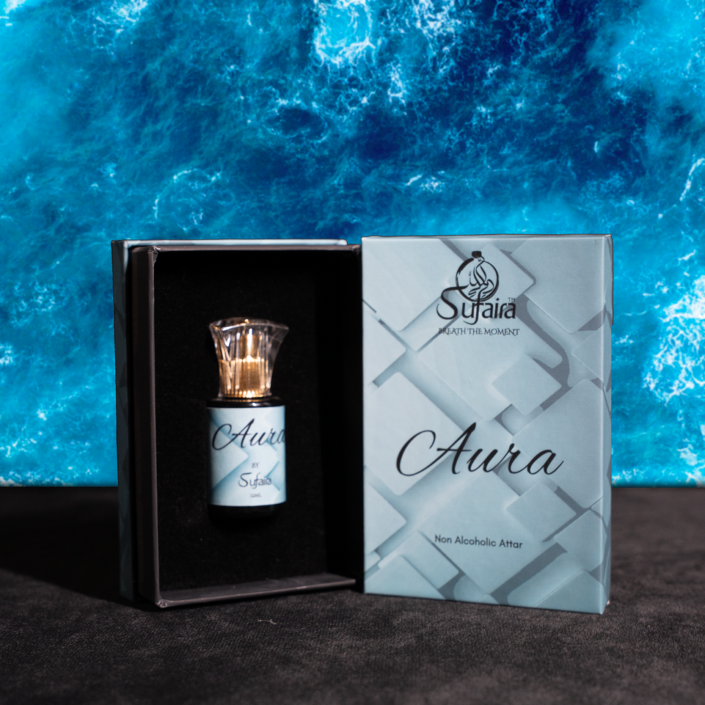 aura – sweet & woody luxury attar with vanilla & sandalwood